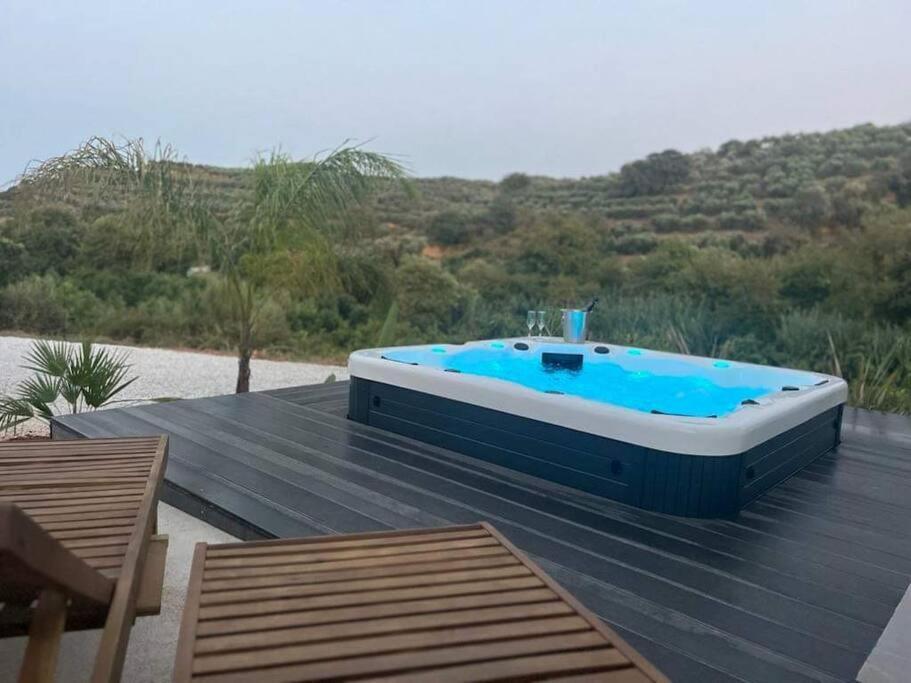 Ek Ornelakis, Luxury Country House With Jacuzzi Chania  Exteriér fotografie